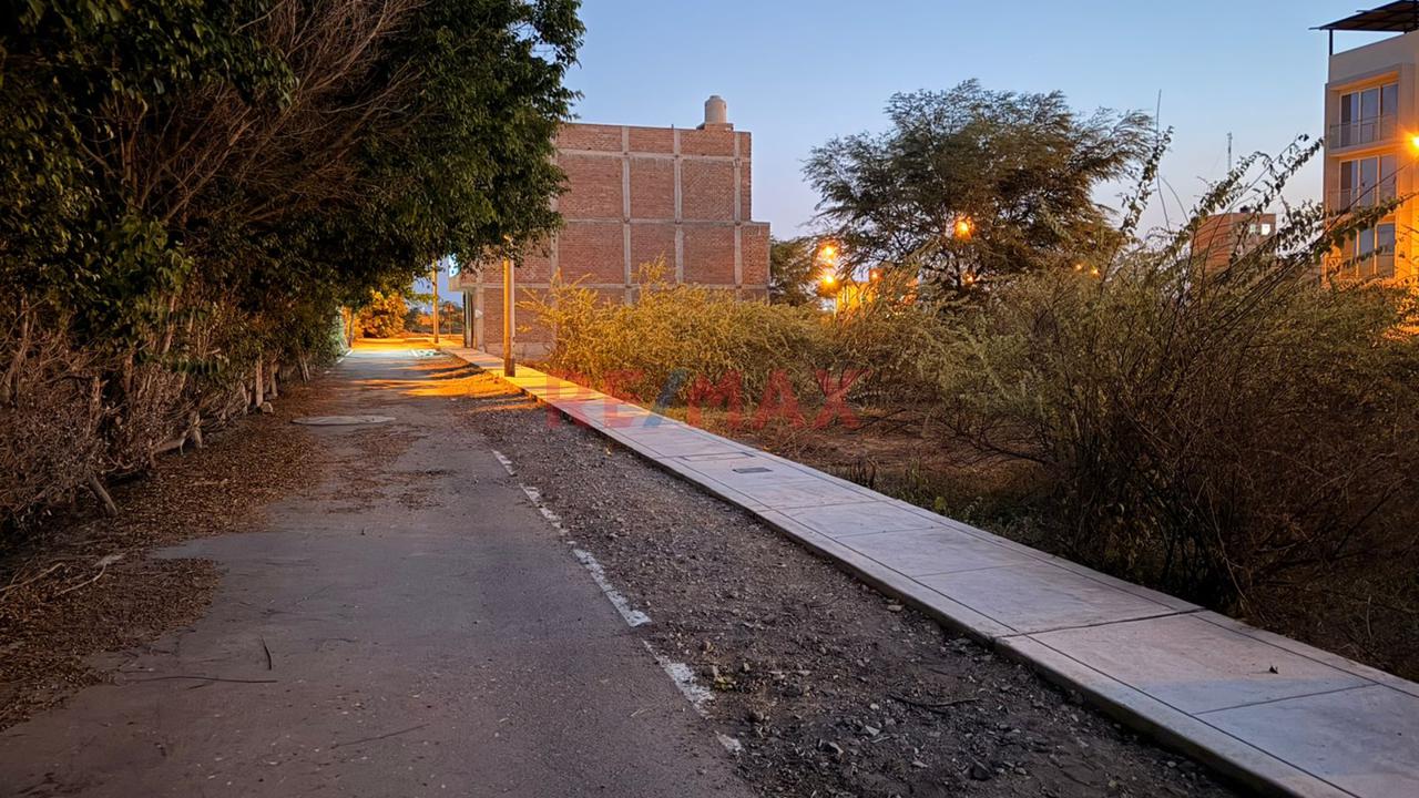 Terreno En Venta Urbanizacion La Rinconada Pimentel - 3