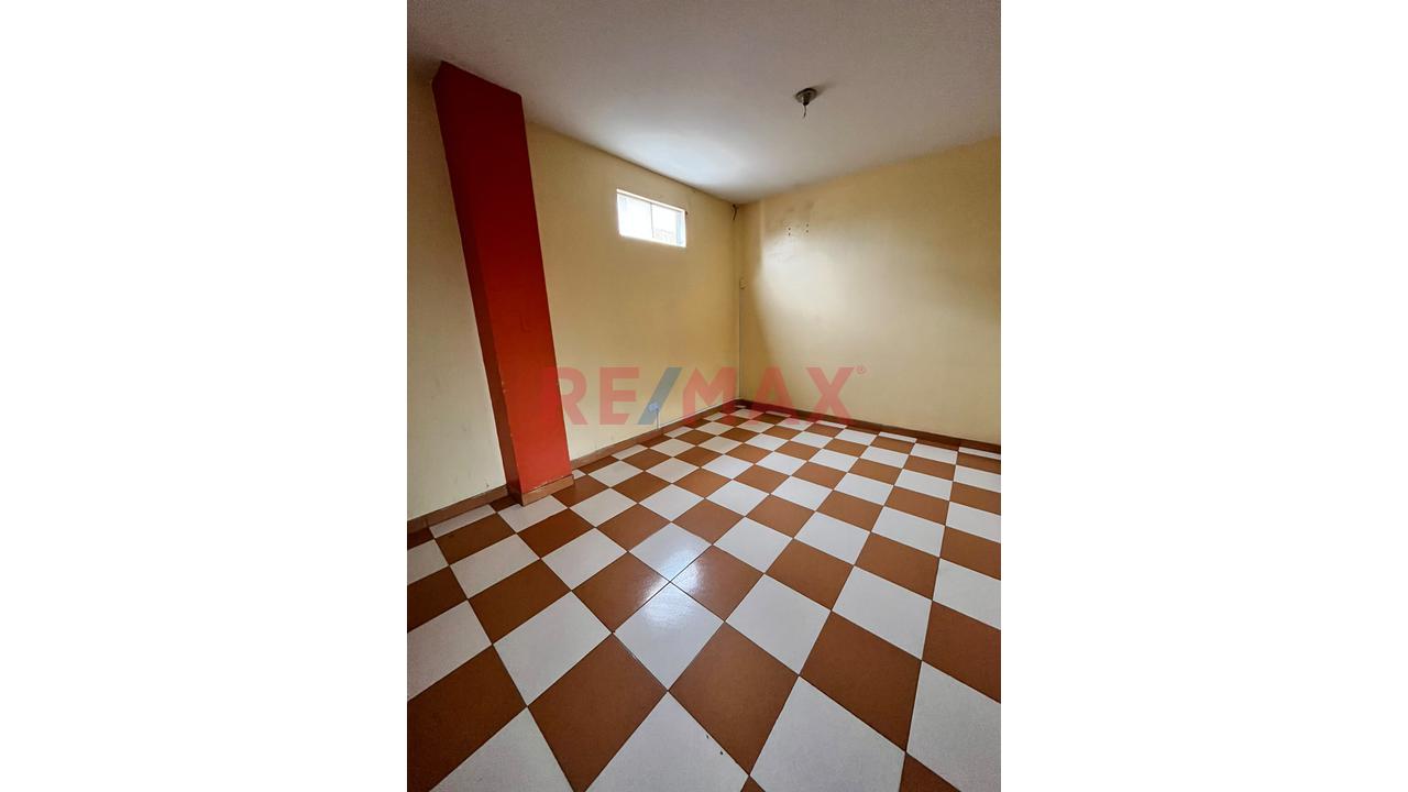 Se Alquila Local Comercial Para Hostal En San Juan De Lurigancho — foto 11