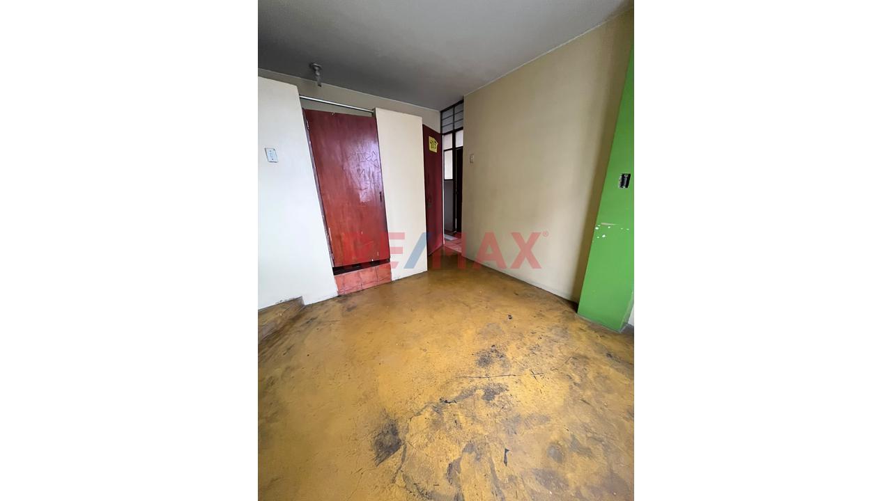 Se Alquila Local Comercial Para Hostal En San Juan De Lurigancho — foto 2