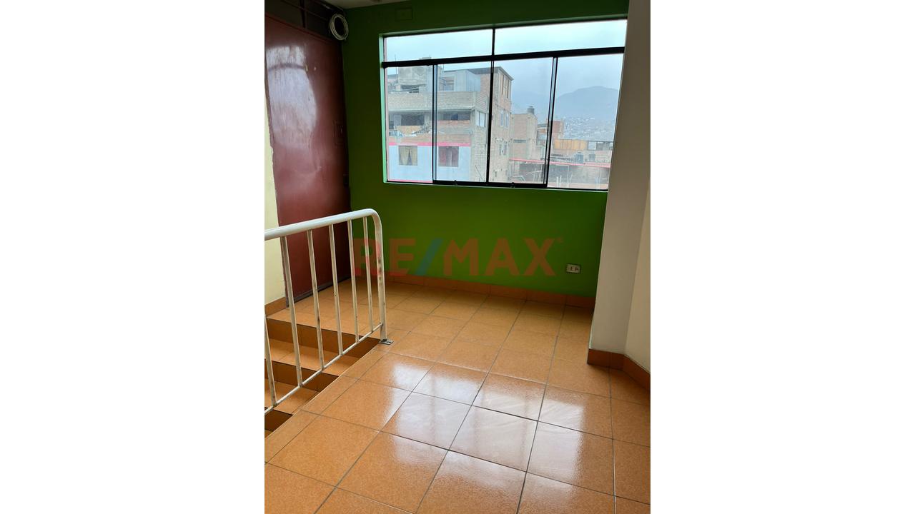 Se Alquila Local Comercial Para Hostal En San Juan De Lurigancho — foto 10