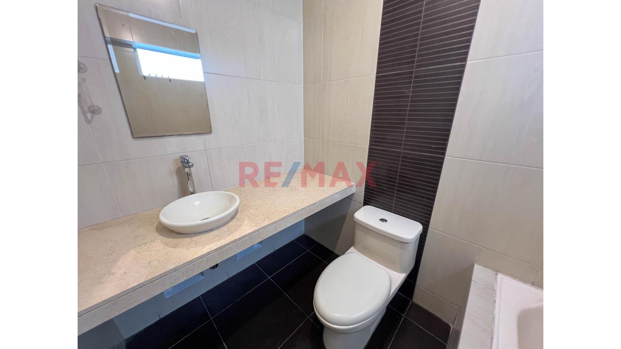 🏡✨Acogedor Y Amplio Departamento Flat Vista Externa Con Balcon Cerca Al Colegio Inmaculada - Surco ✨🏡 — foto 3