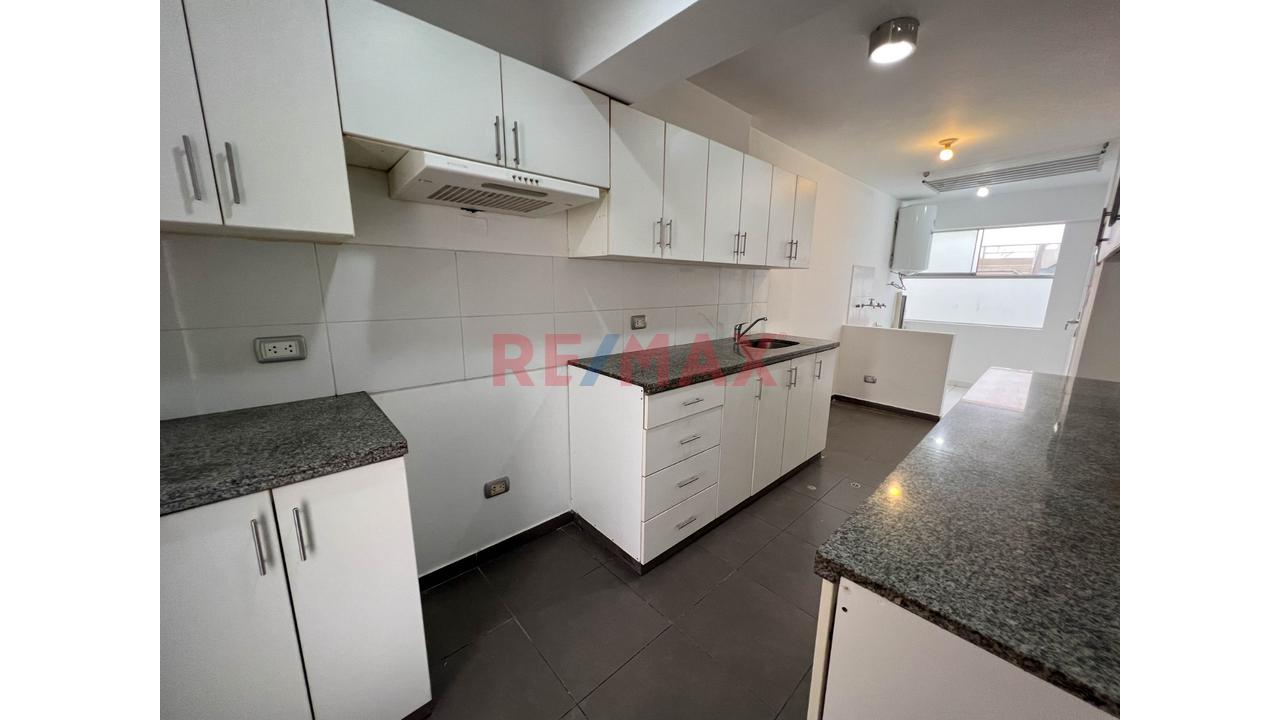 🏡✨Acogedor Y Amplio Departamento Flat Vista Externa Con Balcon Cerca Al Colegio Inmaculada - Surco ✨🏡 — foto 11