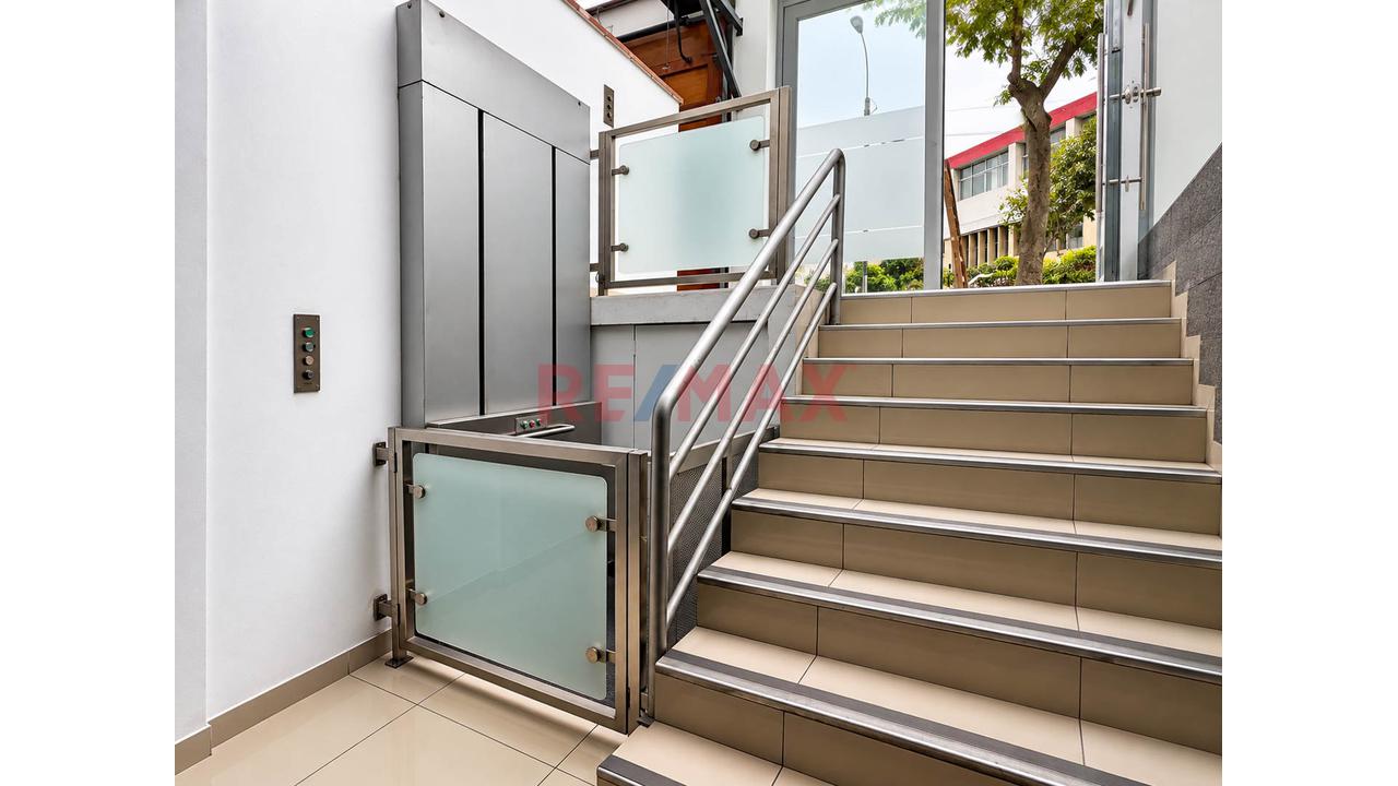 🏡✨Acogedor Y Amplio Departamento Flat Vista Externa Con Balcon Cerca Al Colegio Inmaculada - Surco ✨🏡 — foto 6