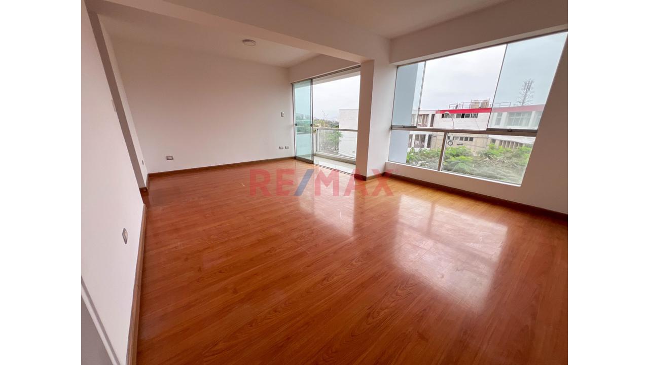 🏡✨Acogedor Y Amplio Departamento Flat Vista Externa Con Balcon Cerca Al Colegio Inmaculada - Surco ✨🏡 — foto 10