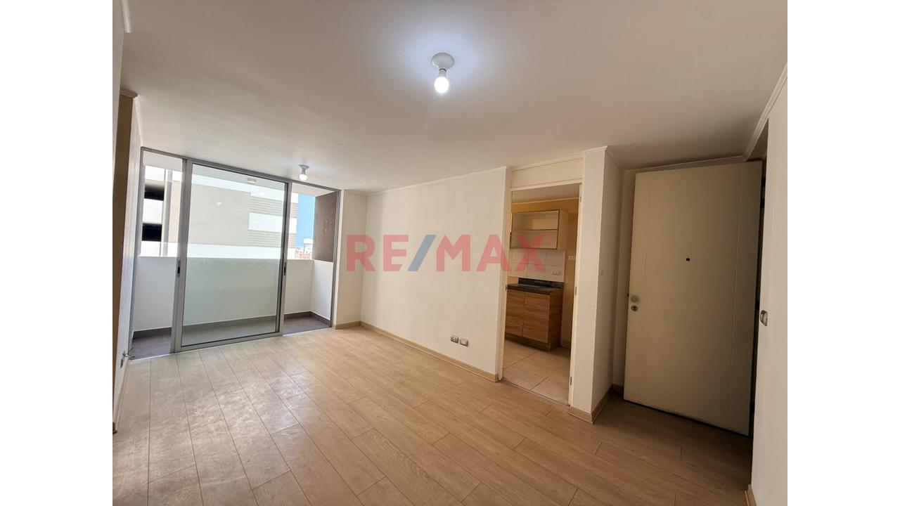 Departamento En San Miguel – Piso 8 | Balcón | 2 Dorm. + Opción A 3 | Condominio Alto Venezuela — foto 12