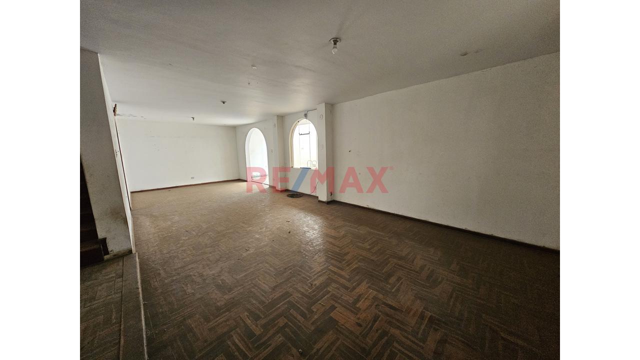 Casa En Esquina De 254 M² Con Piscina – A 1 Cuadra De Av. César Vallejo - 7