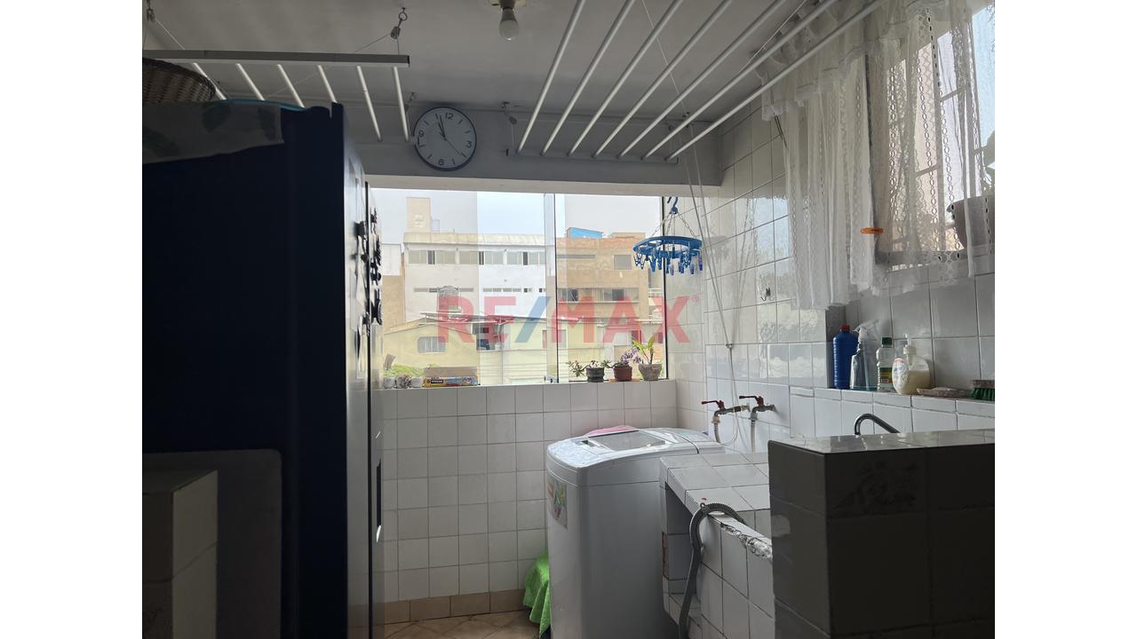 🏡 Departamento En Venta En San Borja – Amplio, Iluminado Y En Excelente Ubicación - 13