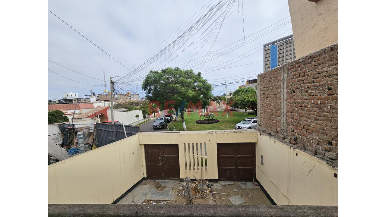 Casa En Venta Como Terreno En Urb. San Fernando – 405 M² En Zona Residencial - 5