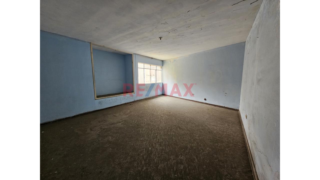 Casa En Venta Como Terreno En Urb. San Fernando – 405 M² En Zona Residencial - 7
