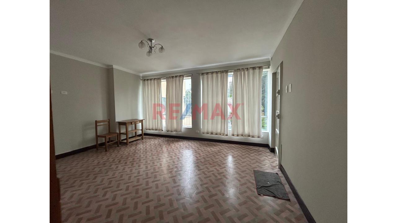 Departamento En Alquiler En Jesús María – 1 Dormitorio Con Vista A Parque | S/ 1,800 — foto 5