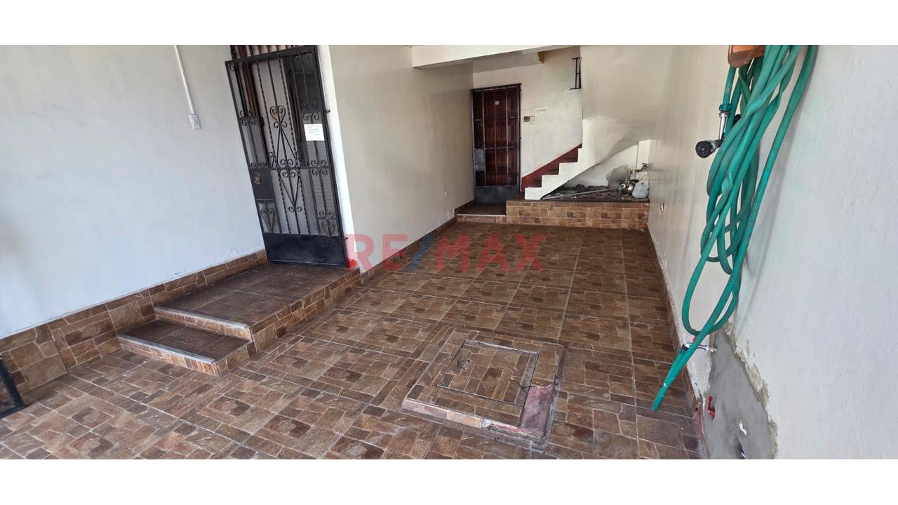 🏡 ¡Vendo Casa De 3 Pisos En Cercado De Lima – Ideal Para Vivir Y Generar Renta! 💰 - 19