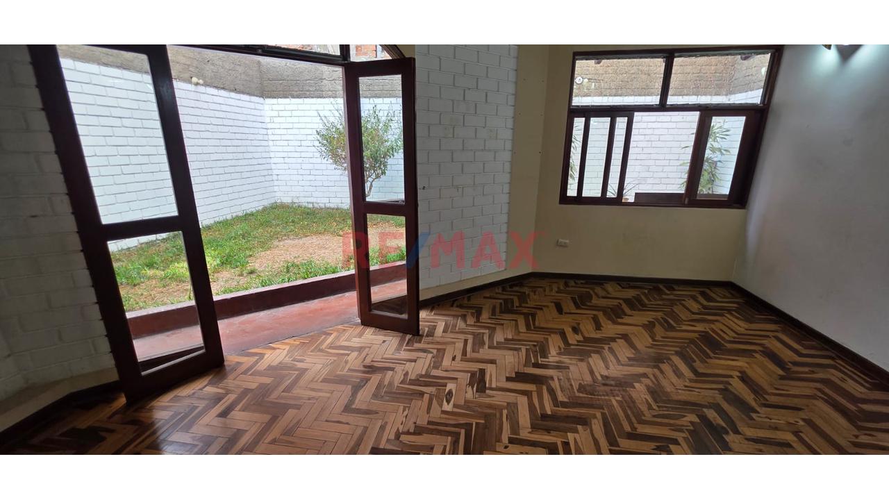 🏡 ¡Vendo Casa De 3 Pisos En Cercado De Lima – Ideal Para Vivir Y Generar Renta! 💰 - 6