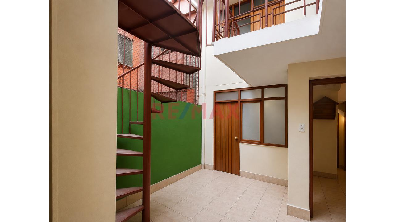 🏡 Casa En Venta – Urb. Marcavalle | Cusco - 2