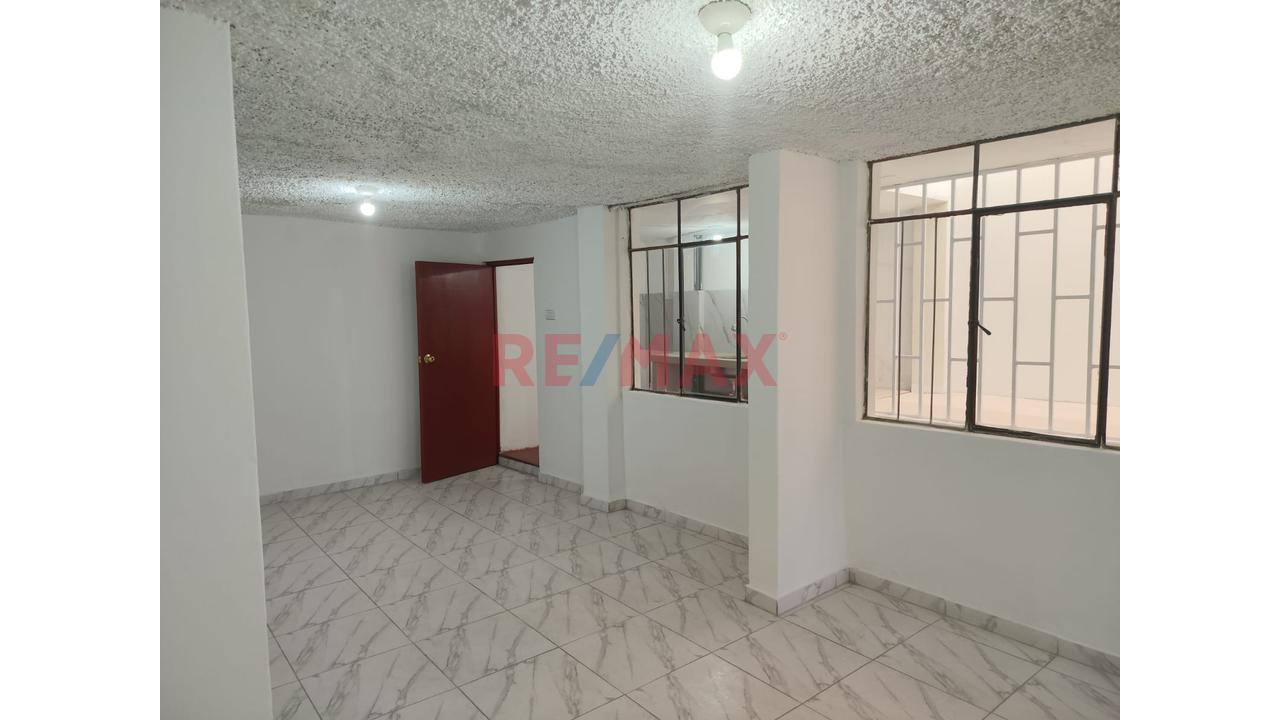 Se Alquila Oficina Comercial - 4