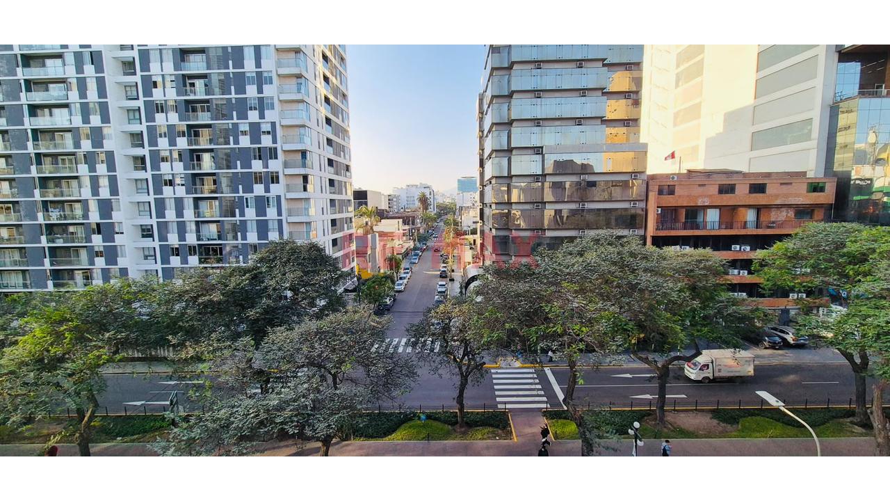 Departamento En Venta En Miraflores – Amplia Terraza Y Excelente Ubicación — foto 10