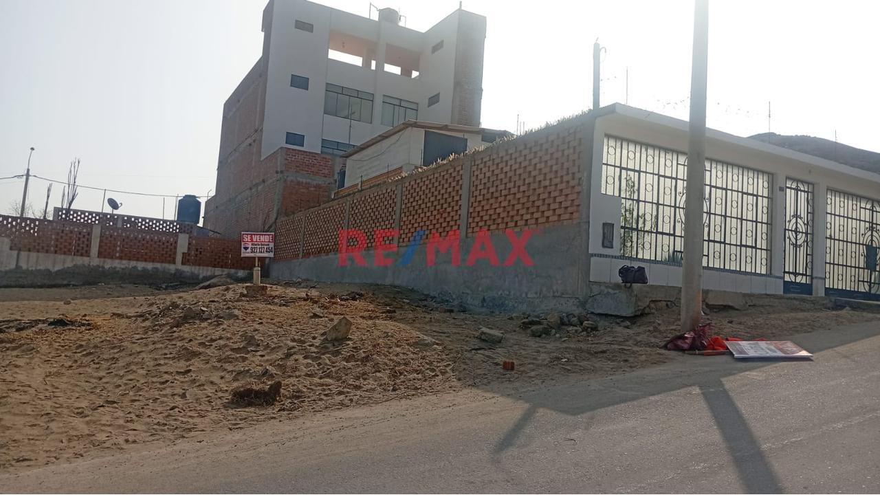 Terreno En Ocasión Cerca De La Playa Urbanizacion Los Educadores - Santa Rosa - 1