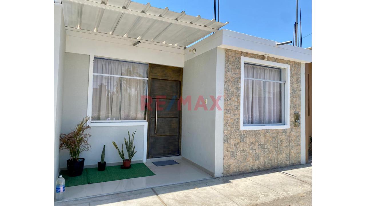 ✨✨Casa En Venta💰 A Precio De Ocasion 🚪Con Doble Frente🚪 📍 Urb. Palmeras 🏝️🌴-Centenario | Apta Para Credito Hipotecario✅ - 6
