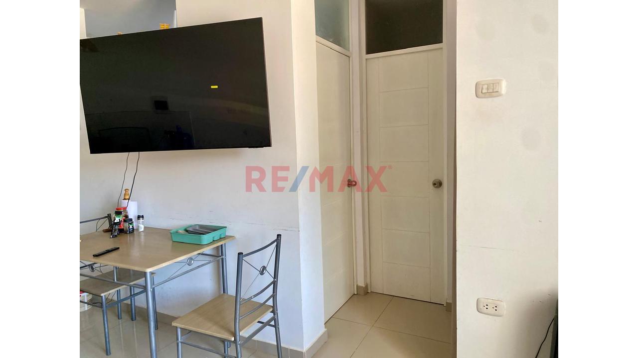 ✨✨Casa En Venta💰 A Precio De Ocasion 🚪Con Doble Frente🚪 📍 Urb. Palmeras 🏝️🌴-Centenario | Apta Para Credito Hipotecario✅ - 9