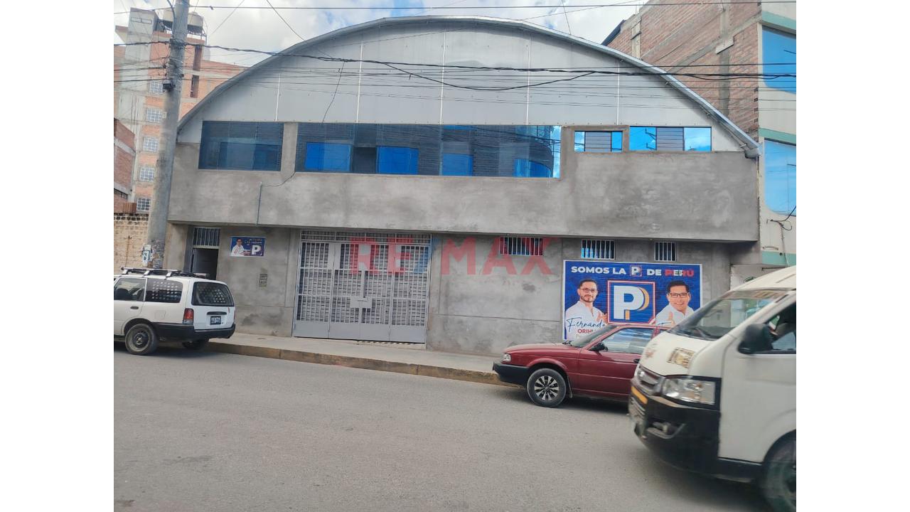 🏢 Local Comercial En Alquiler – 180 M² | Av. José Olaya - 1