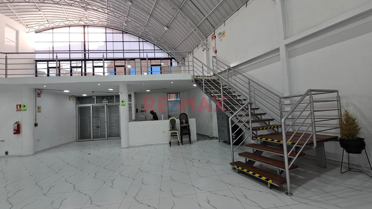 🏢 Local Comercial En Alquiler – 180 M² | Av. José Olaya — foto 3