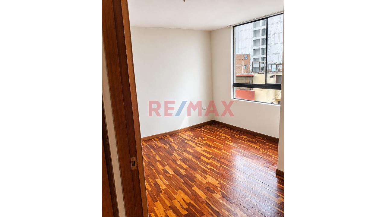 🏡✨ ¡Departamento En Venta En Lince! Vista Exterior Y Excelente Ubicación 📍 — foto 3