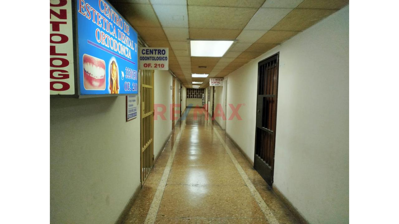 Venta De Oficina En Av. Venezuela – Ideal Consultorio U Oficina - 2