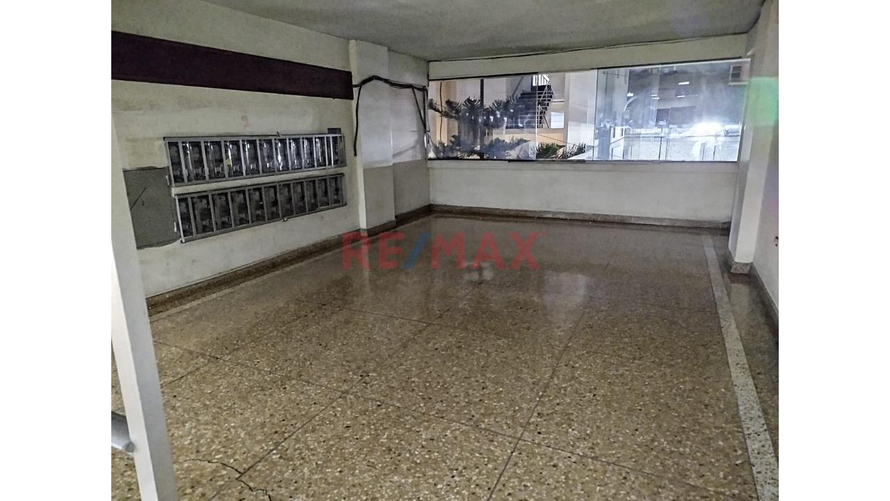 Venta De Oficina En Av. Venezuela – Ideal Consultorio U Oficina - 12