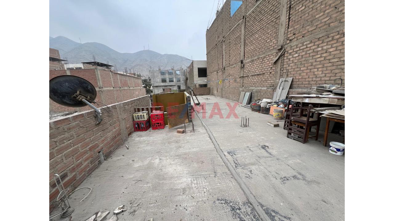 Oportunidad De Inversión | Casa + 2 Locales Comerciales En Urbanización Terrazas De Caraponguillo - 6