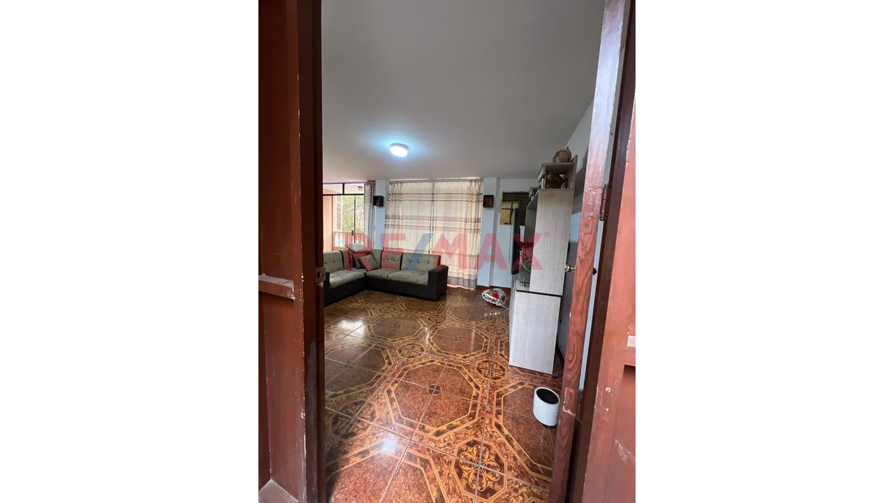 Oportunidad De Inversión | Casa + 2 Locales Comerciales En Urbanización Terrazas De Caraponguillo - 5