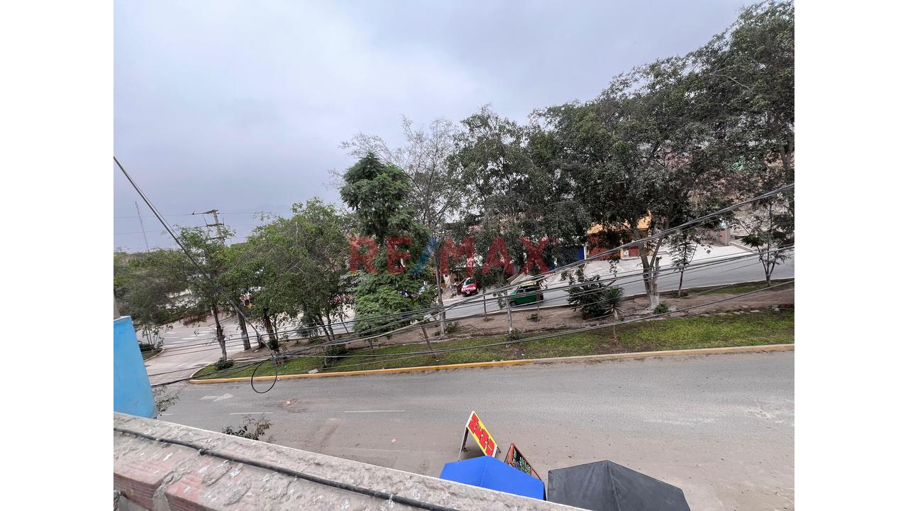 Oportunidad De Inversión | Casa + 2 Locales Comerciales En Urbanización Terrazas De Caraponguillo - 2