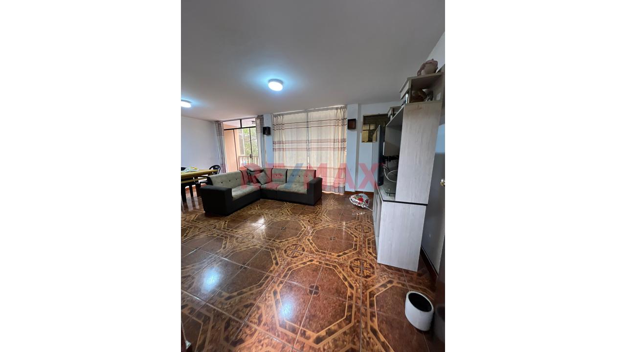 Oportunidad De Inversión | Casa + 2 Locales Comerciales En Urbanización Terrazas De Caraponguillo - 3