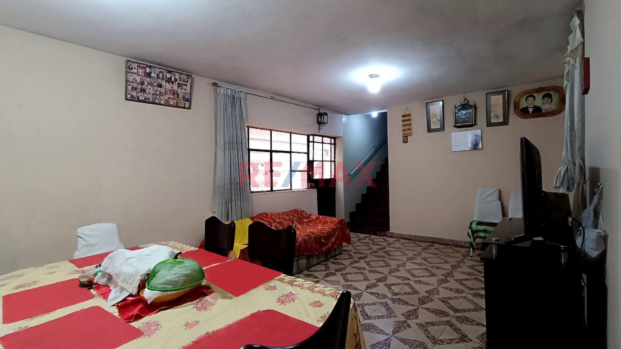 Venta De Casa En Avenida Principal Proceres   - Ideal Para Vivienda Y Negocio — foto 4