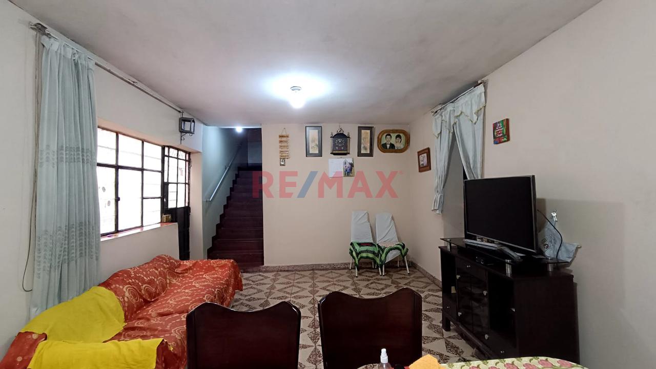 Venta De Casa En Avenida Principal Proceres   - Ideal Para Vivienda Y Negocio — foto 5