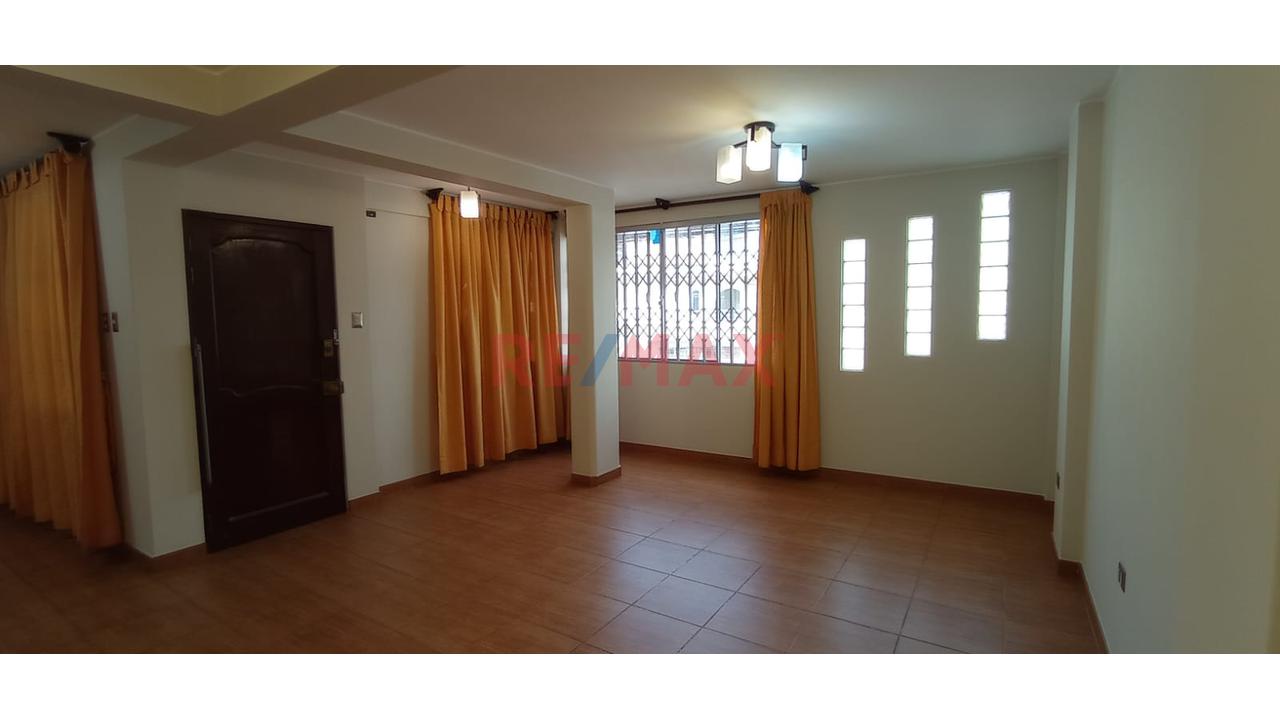 Amplio Departamento De 160 Mt Urbanización Alameda ,Callao — foto 3