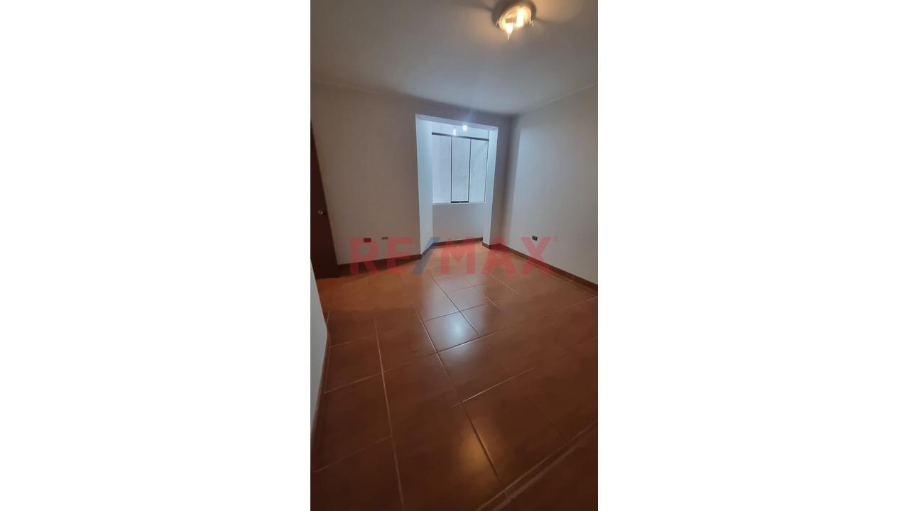 Amplio Departamento De 160 Mt Urbanización Alameda ,Callao — foto 11
