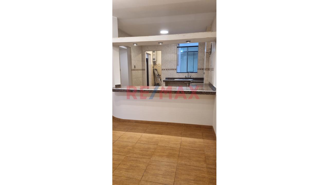 Amplio Departamento De 160 Mt Urbanización Alameda ,Callao — foto 5