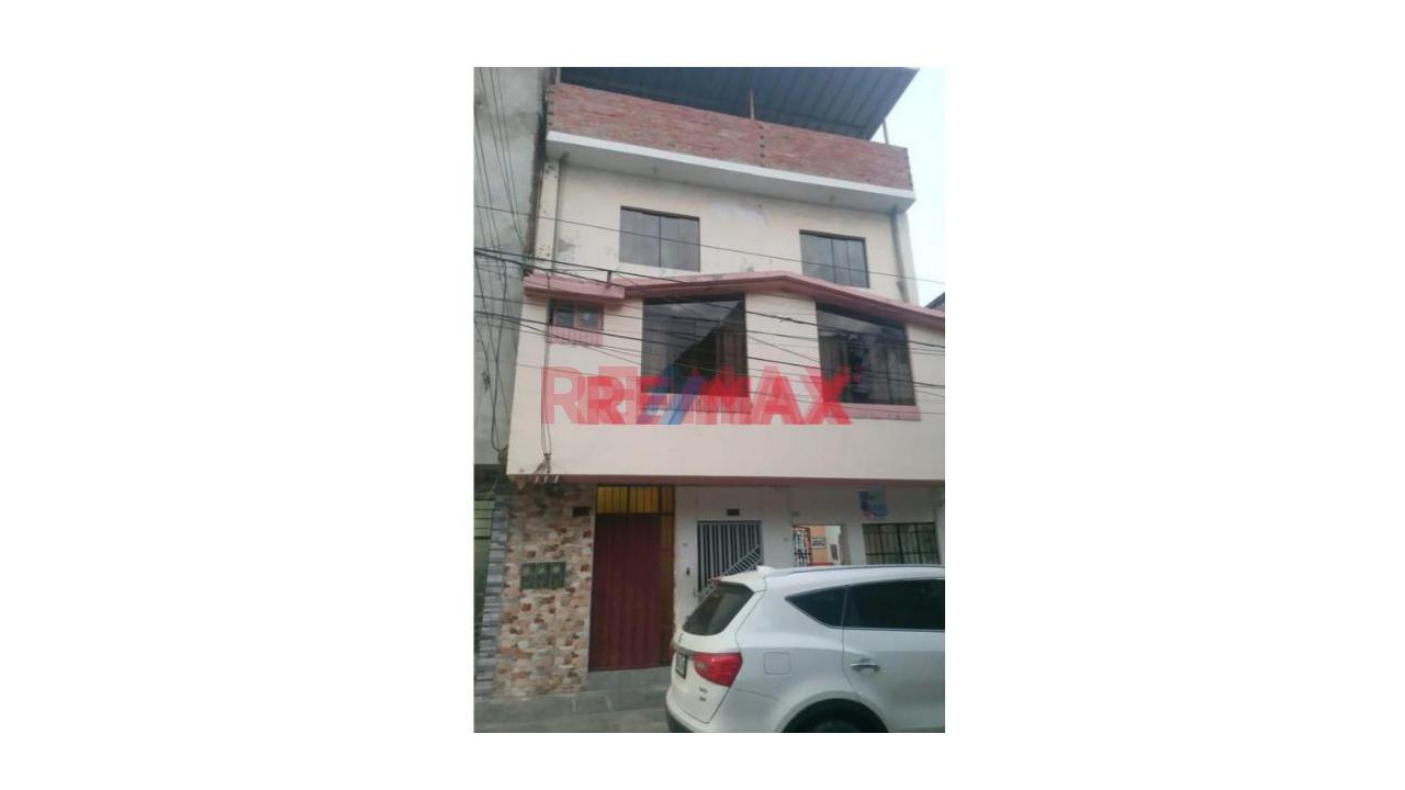 Se Vende Amplio Y Acogedor Duplex Con Azotea Totalmente Techada. - 11