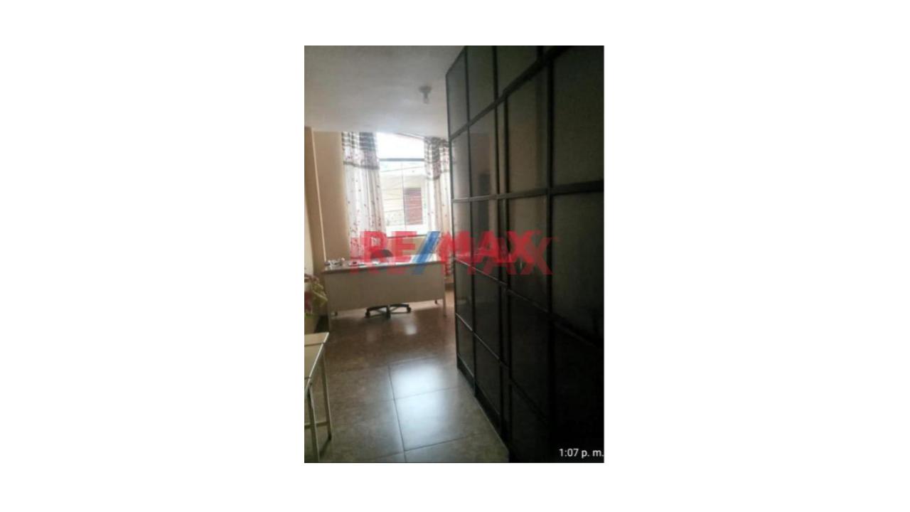 Se Vende Amplio Y Acogedor Duplex Con Azotea Totalmente Techada. - 4