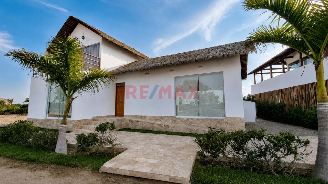 Venta De Casa En Condominio Playa El Carmen - 1