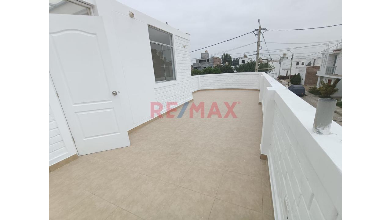 Alquiler De Casa En Exclusivo Condominio De Sunampe - 12