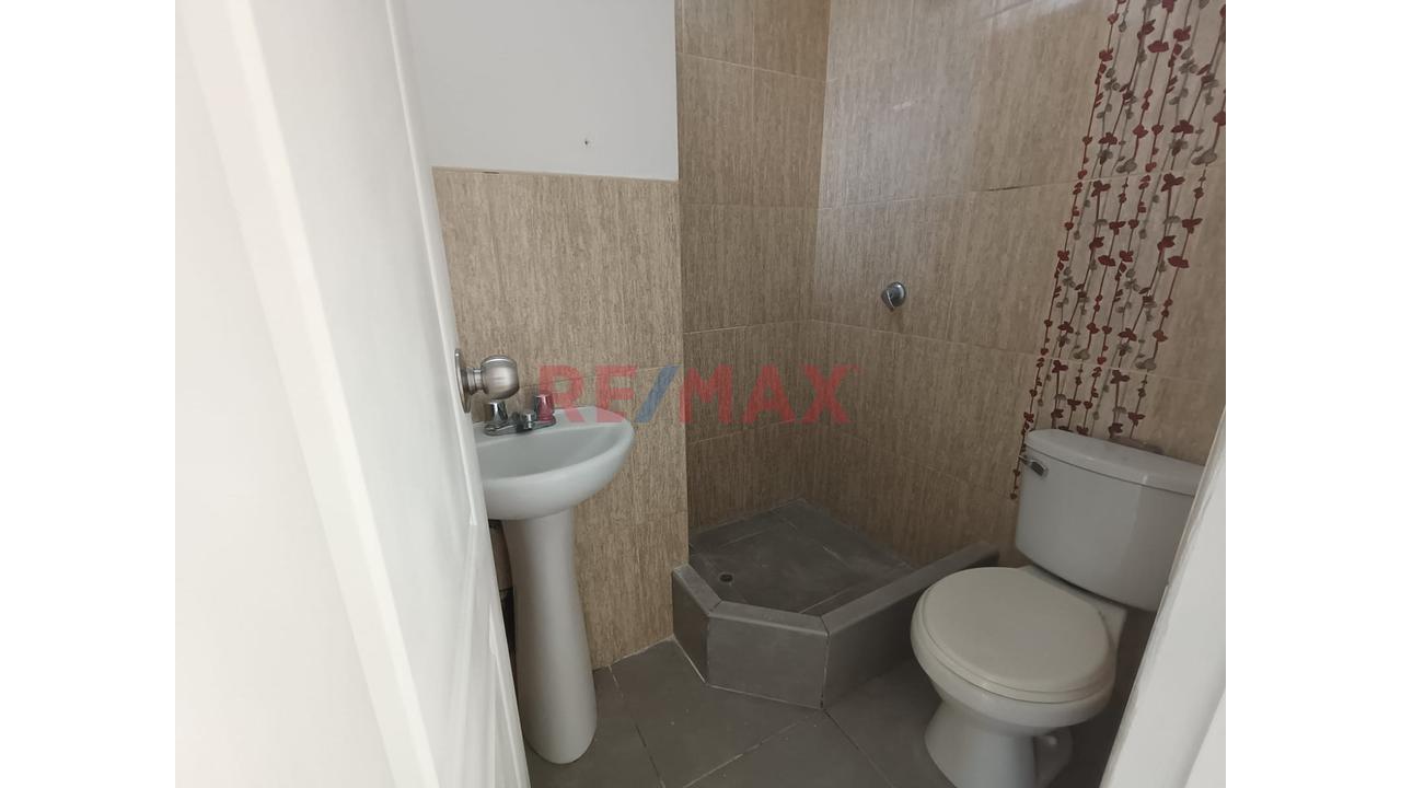 Alquiler De Casa En Exclusivo Condominio De Sunampe - 9