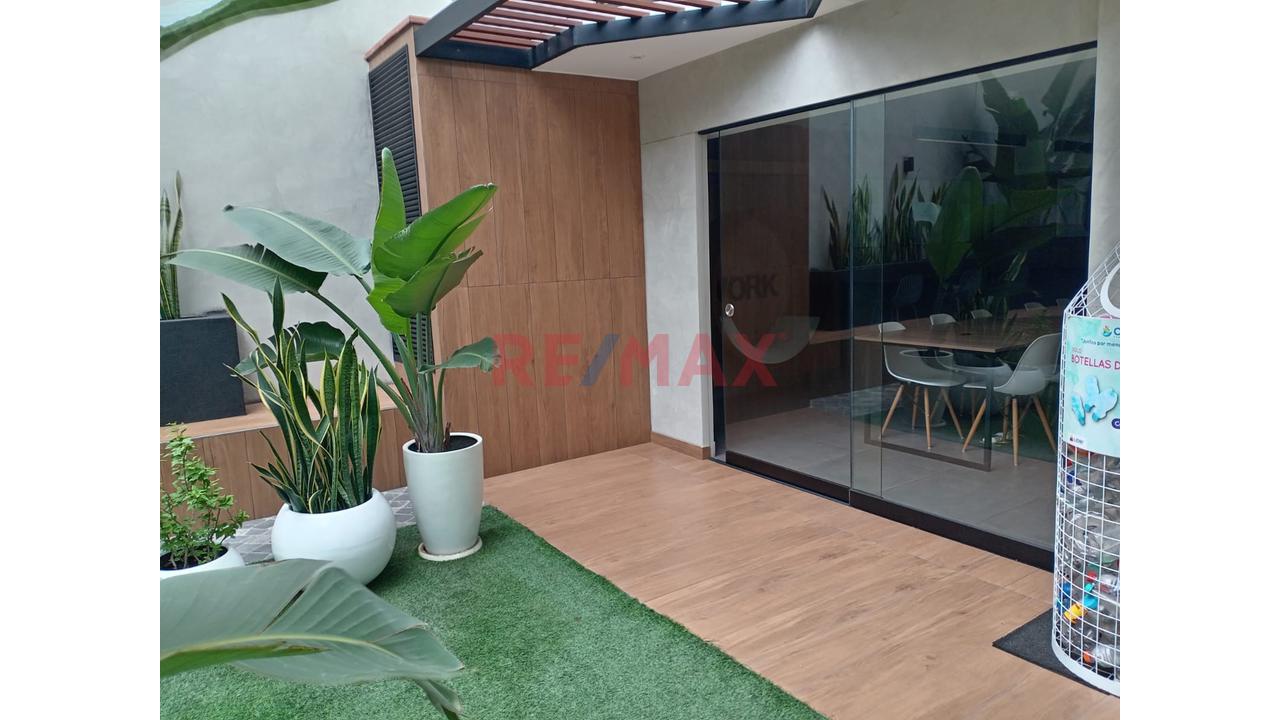 Alquiler De Hermoso  Departamento En La Av,Tomas Marsano En Surquillo — foto 14