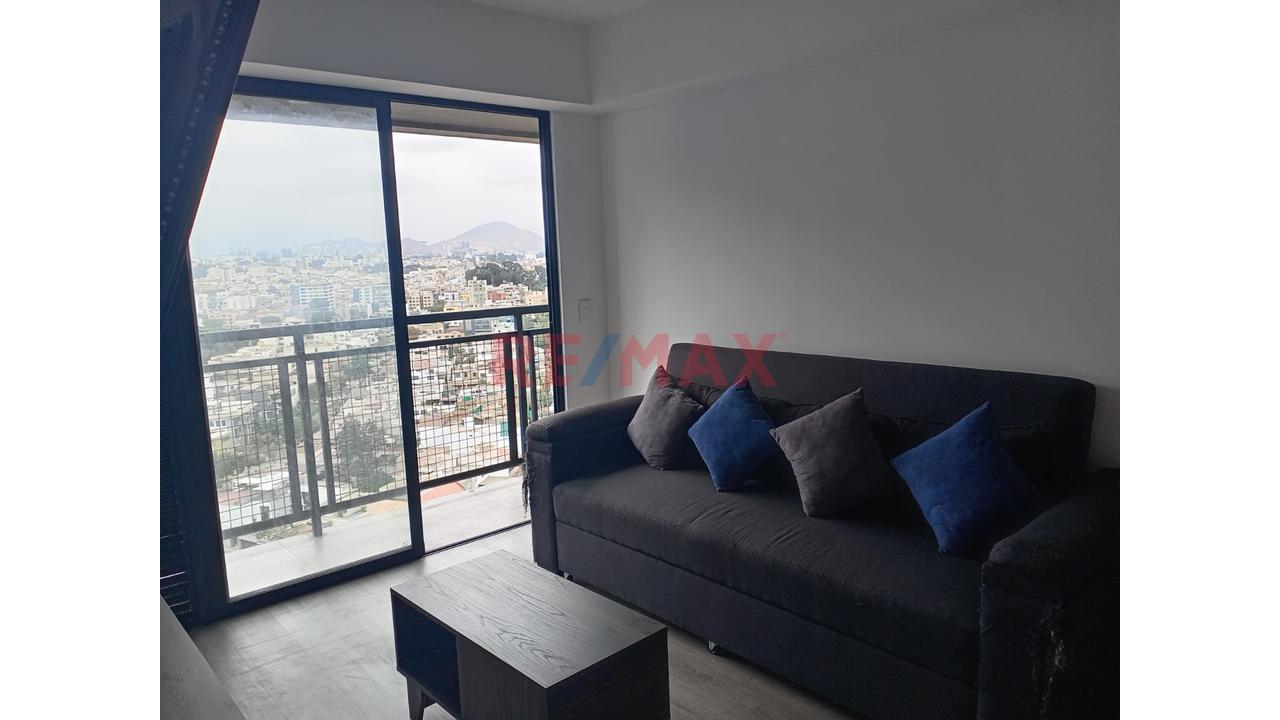 Alquiler De Hermoso  Departamento En La Av,Tomas Marsano En Surquillo — foto 5