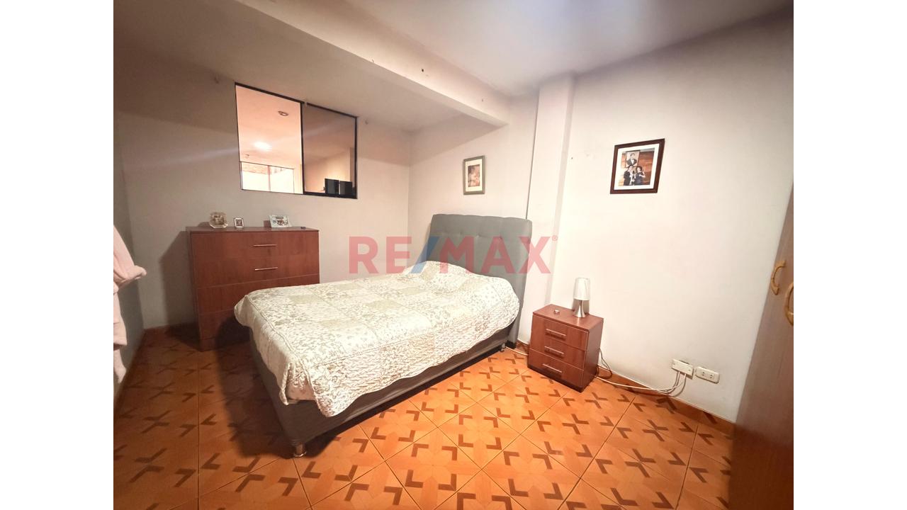 Vendo Acogedora Casa De 3 Pisos — foto 14