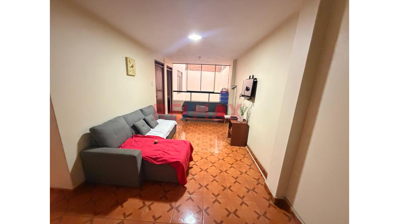 Vendo Acogedora Casa De 3 Pisos — foto 10