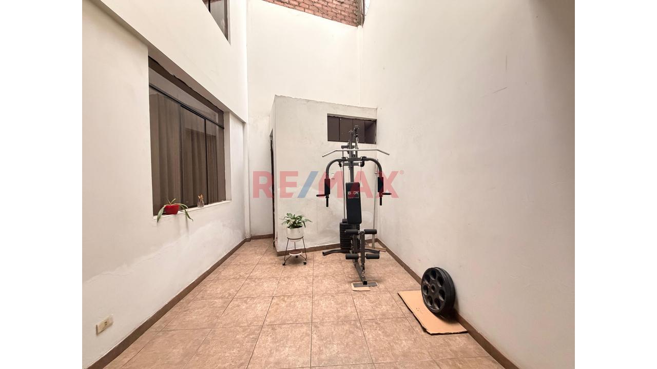 Vendo Acogedora Casa De 3 Pisos — foto 9