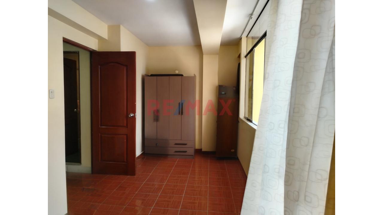 Duplex En Venta Urb. Los Jazmines - 6
