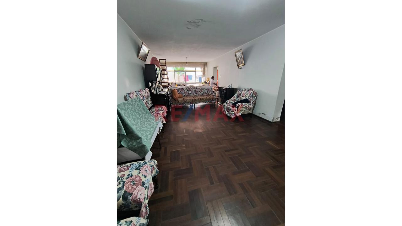 🏡 Casa Amplia En Venta En San Miguel – Urb. Pando - 2
