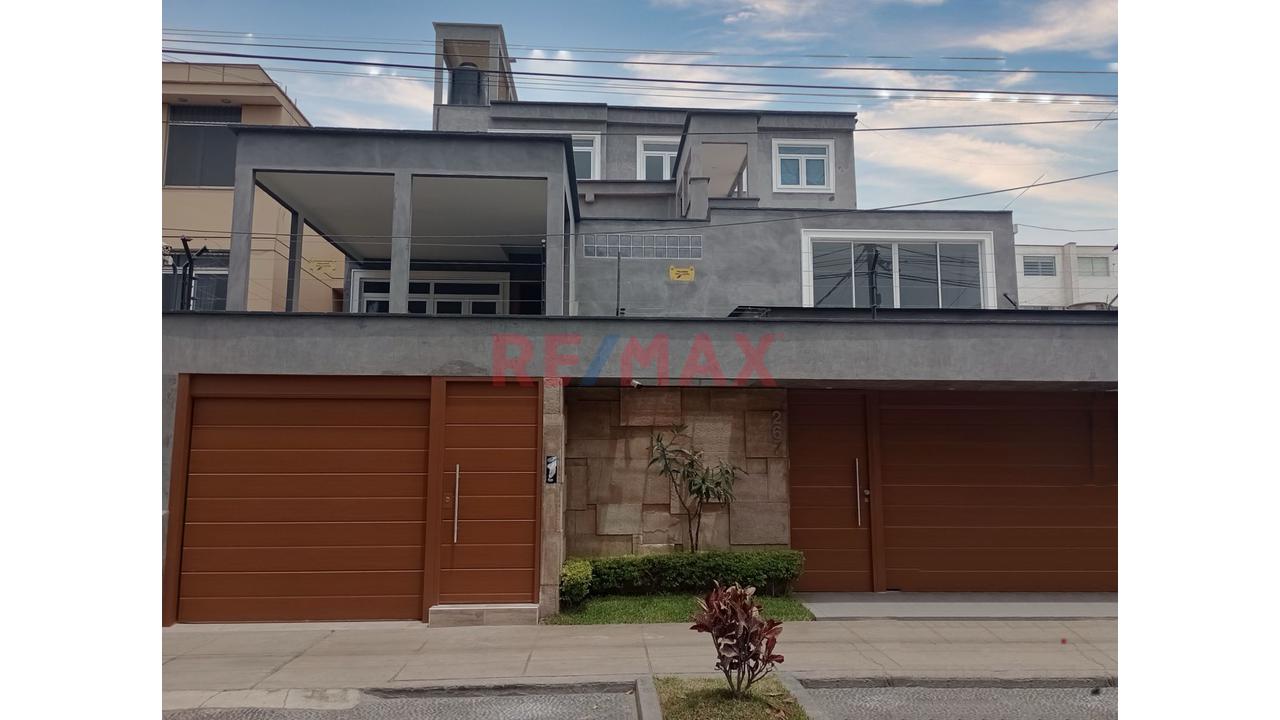 🏡 Amplia Vivienda En El 3Er Piso En San Borja — foto 2