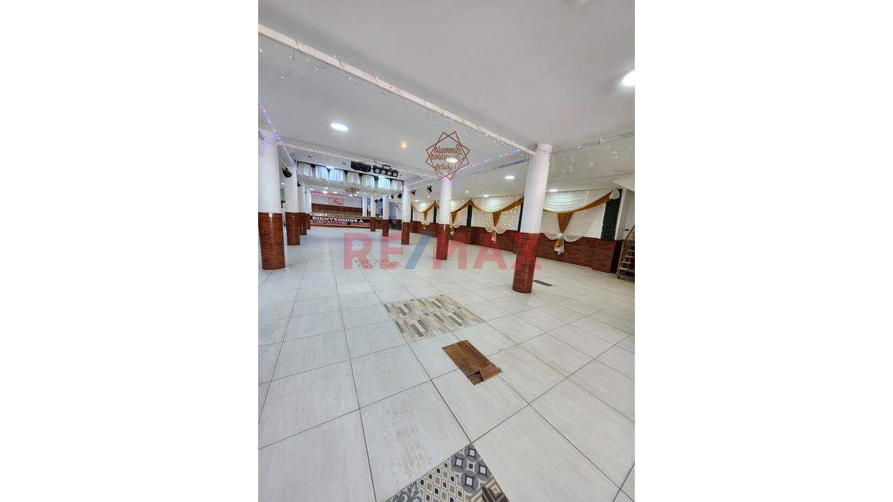 Local Comercial En Alquiler - 2